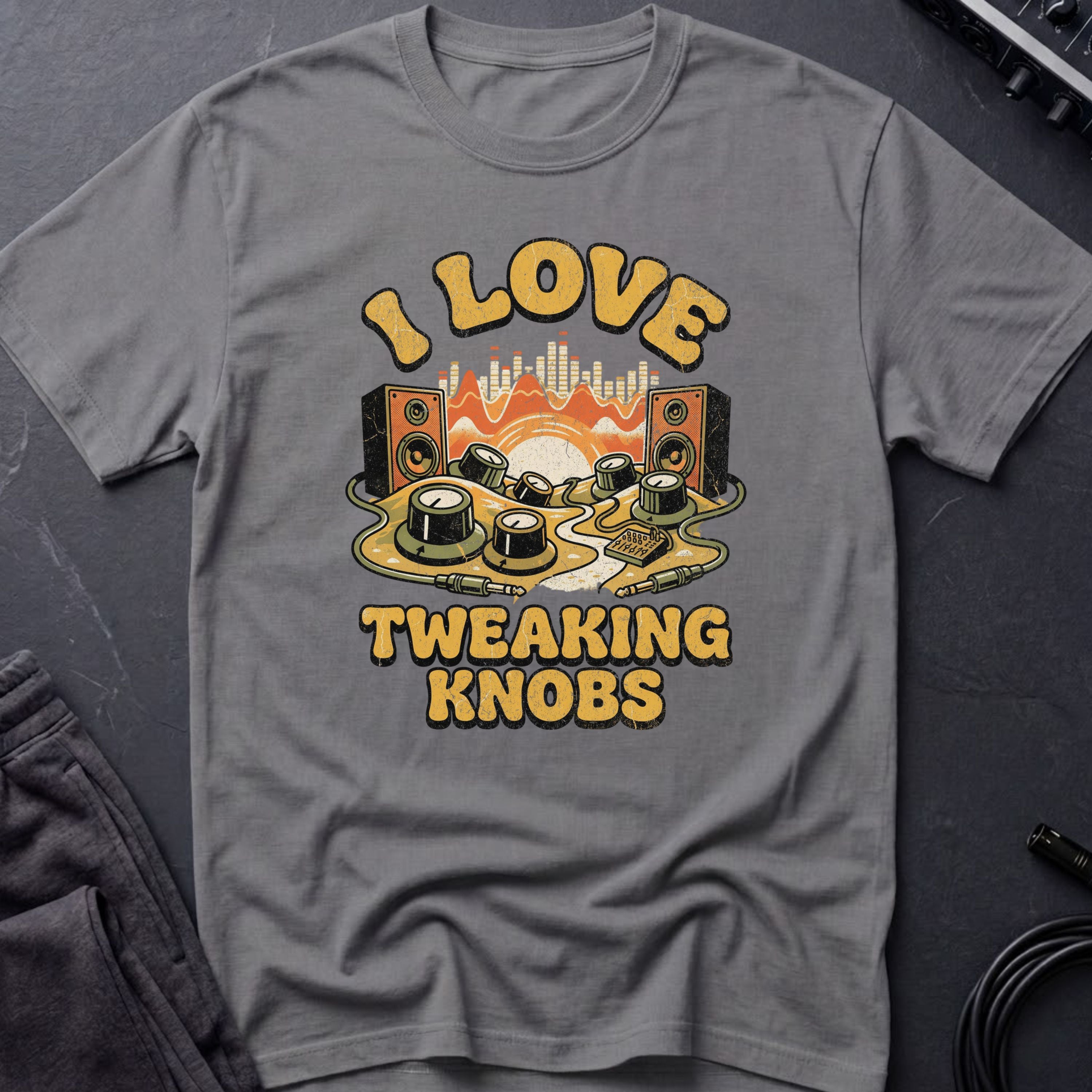 I Love Tweaking Knobs Funny Producer T-Shirt