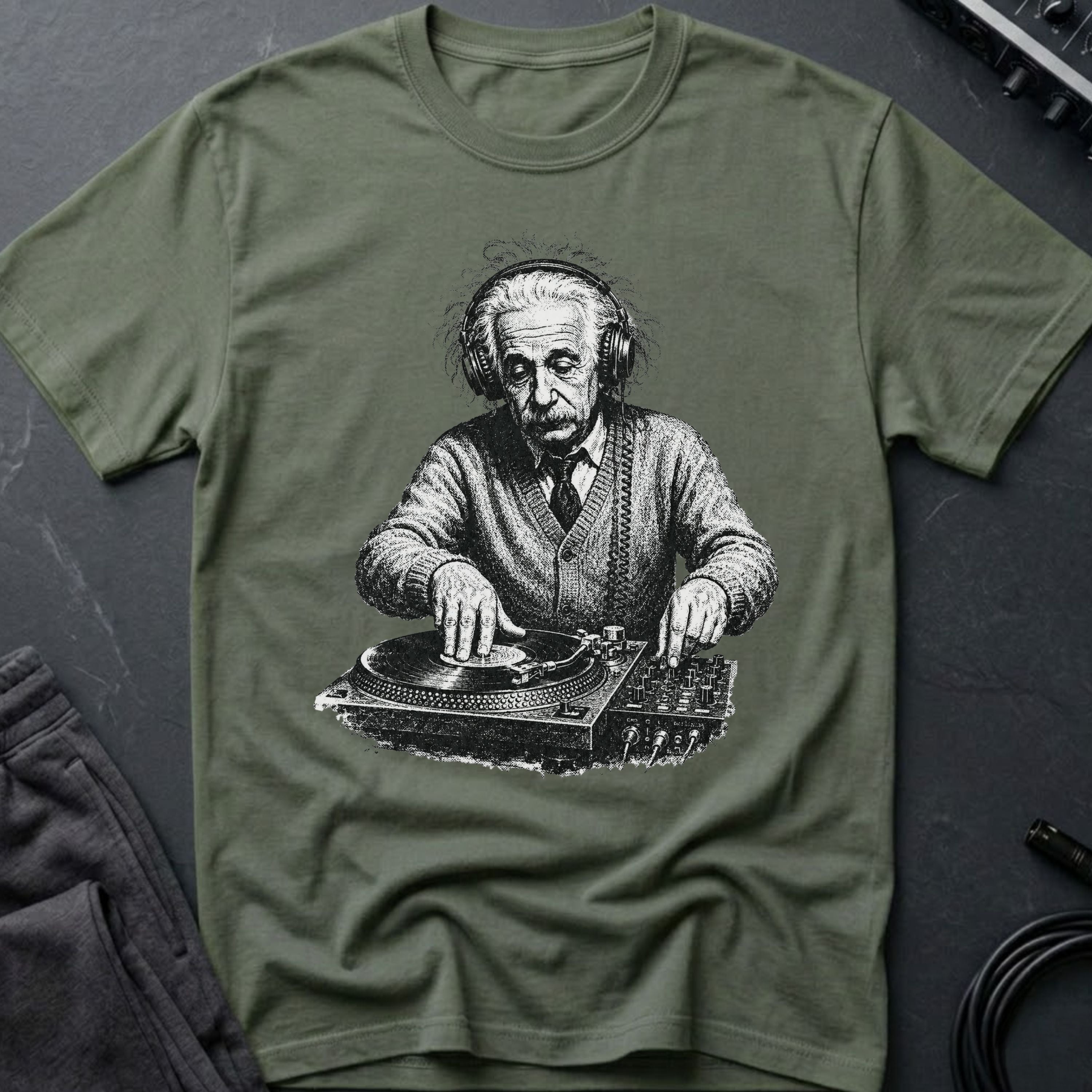 Einstein DJ T-Shirt